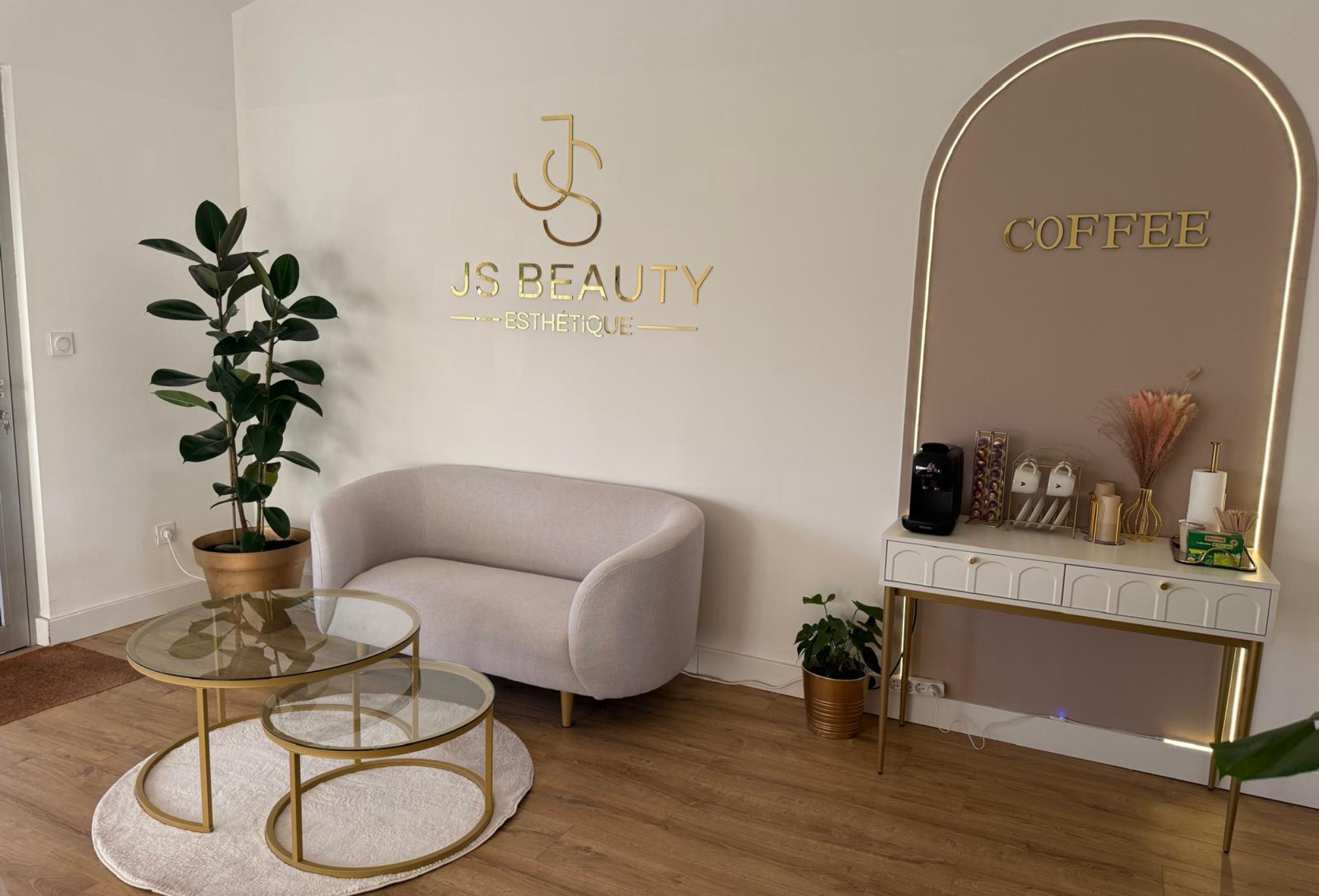 photo 2025 12 06 13 54 41